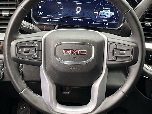 Used 2024 Summit White GMC Elevation image 16
