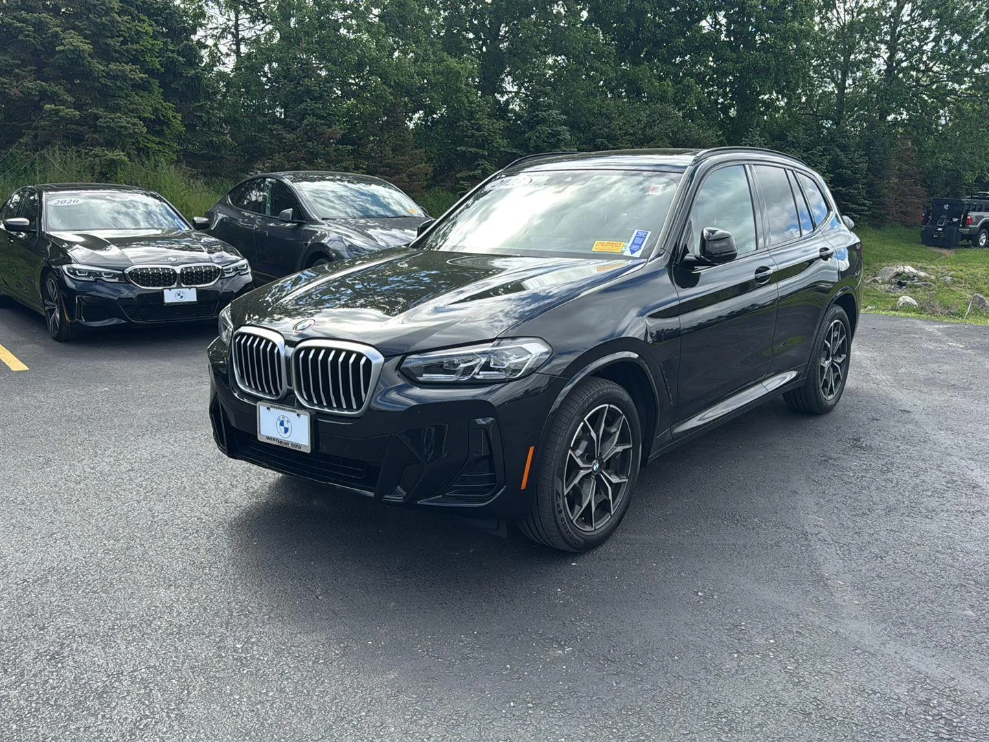 Used 2023 Black Sapphire Metallic BMW xDrive30i image 7