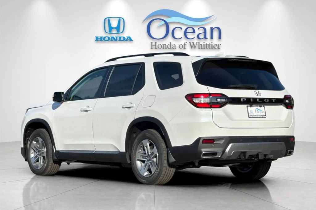 New 2026 Platinum White Pearl Honda EX-L image 6