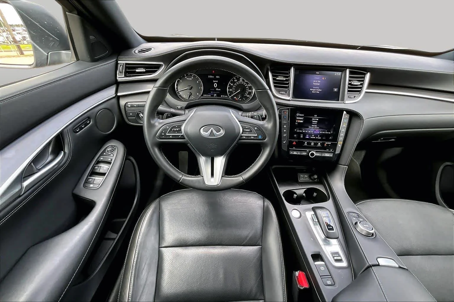 Pre-Owned 2025 INFINITI QX55 LUXE