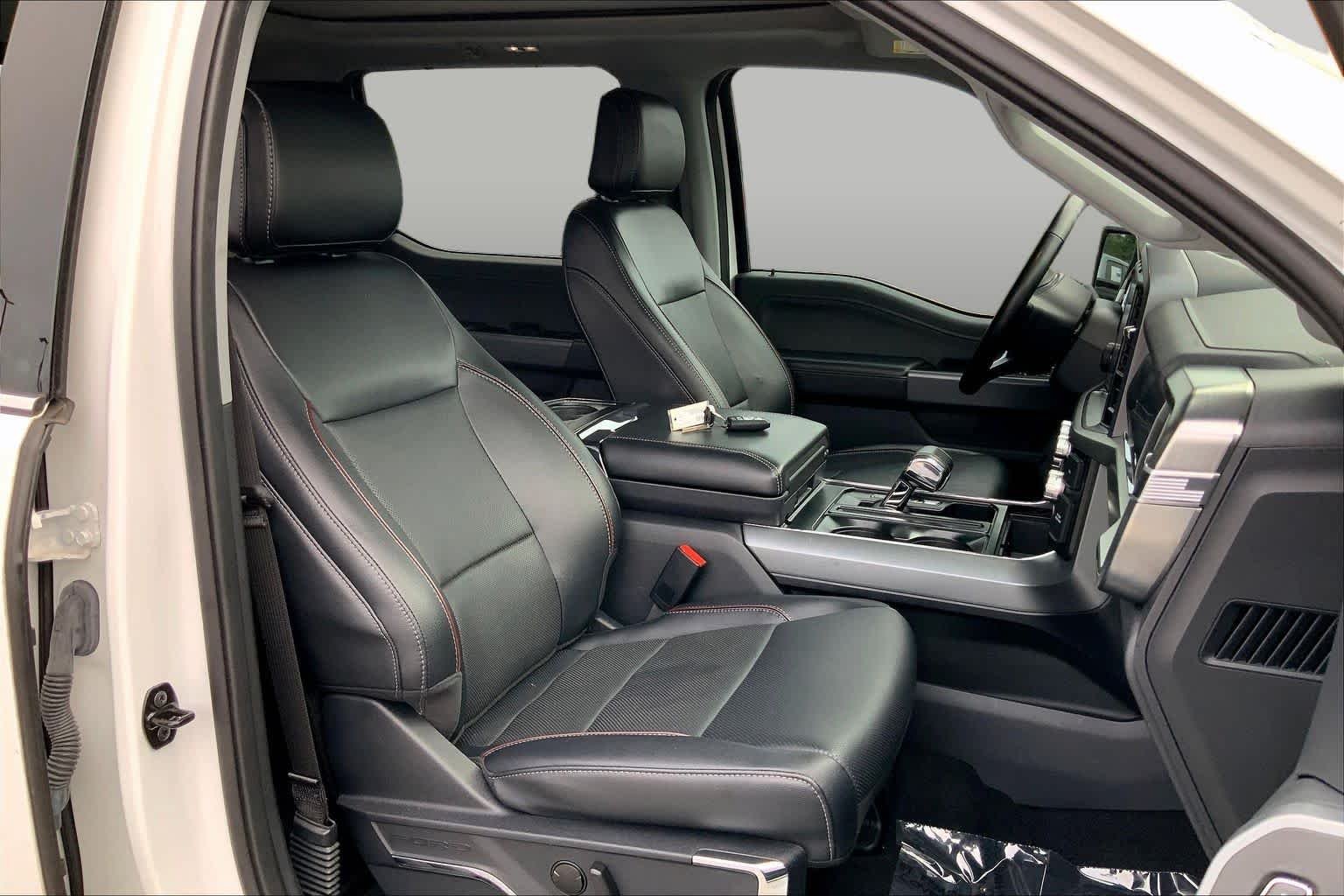 Used 2023 Oxford White Ford LARIAT image 9