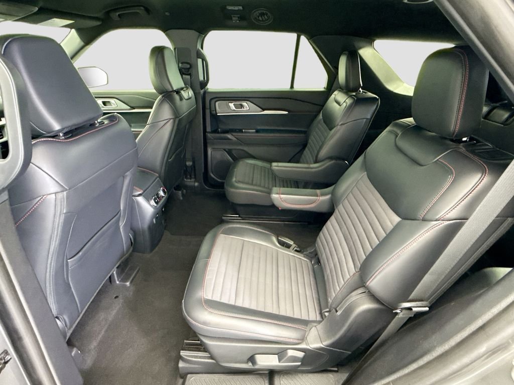 Used 2025 Gray Metallic Ford ST-Line image 20