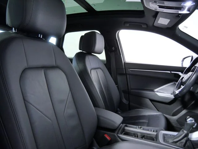 Used 2019  Audi 2.0T Premium image 11
