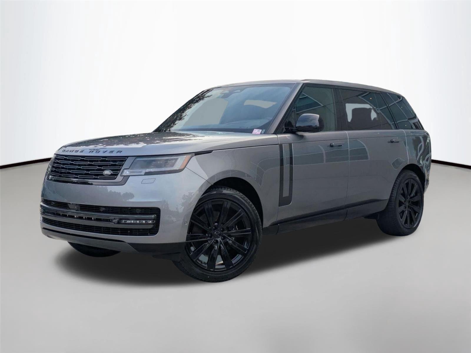 New 2026 Eiger Grey Metallic Land Rover SE image 1