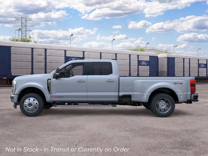 New 2026 Glacier Gray Metallic Tri-Coat Ford LARIAT image 3