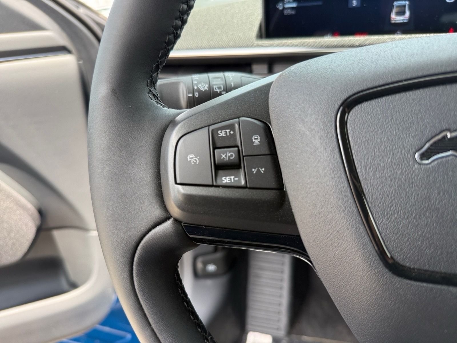 New 2026 Velocity Blue Metallic Ford Select image 24