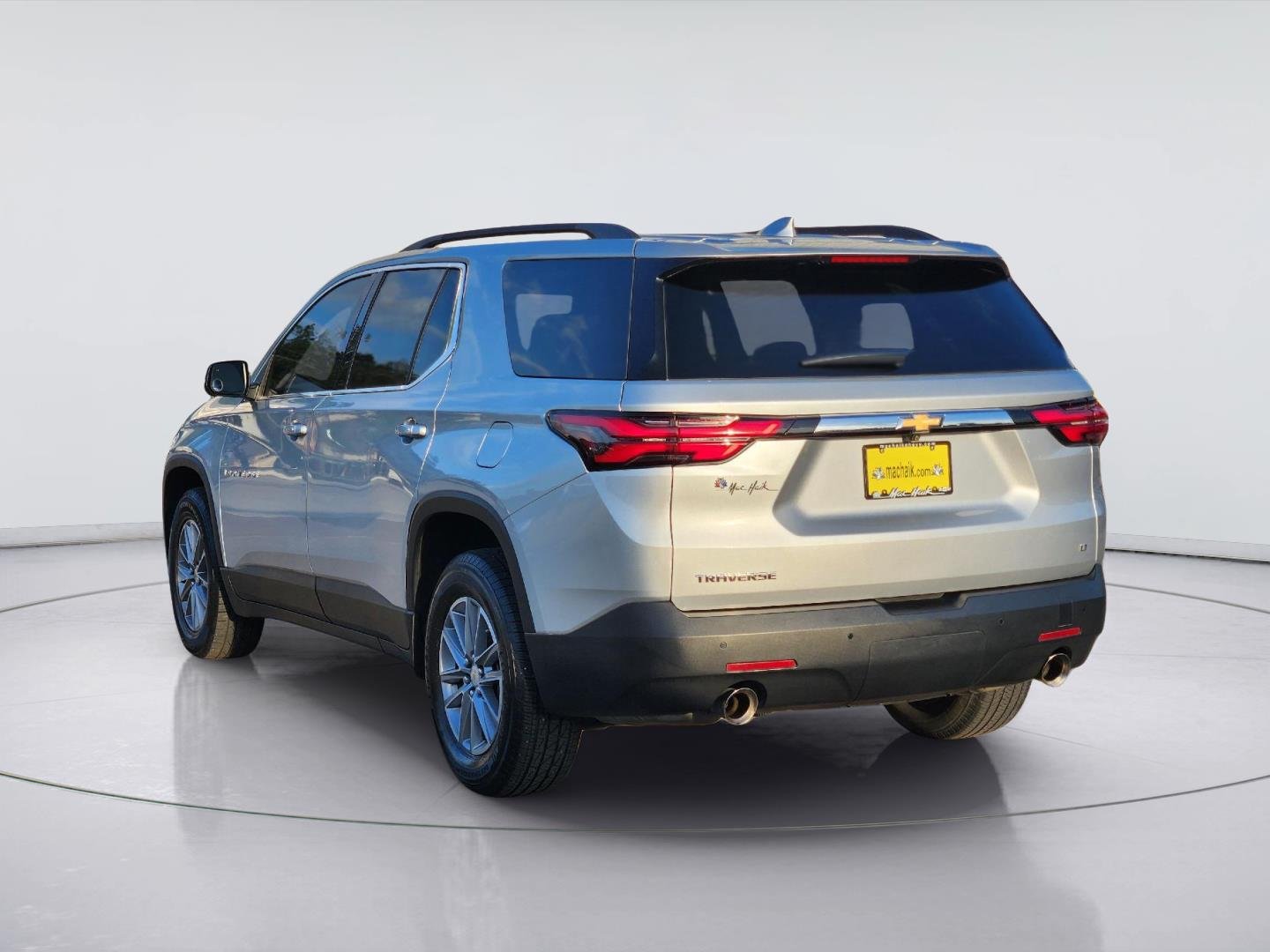 2022 Chevrolet Traverse LT Cloth Gray at Mac Haik Chevrolet