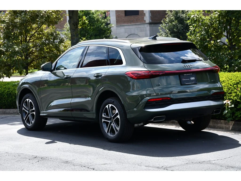 Used 2025 District Green Metallic Audi Premium Plus image 6