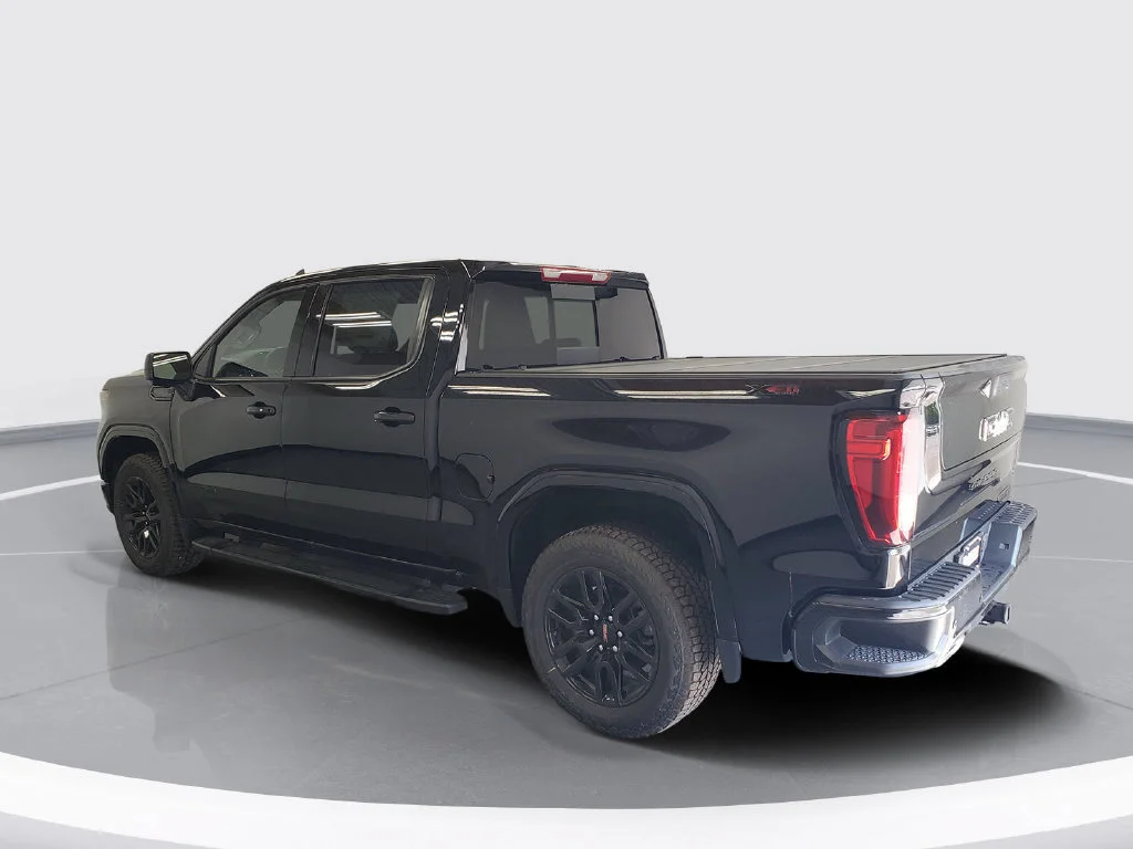 New 2026 Onyx Black GMC Elevation image 4