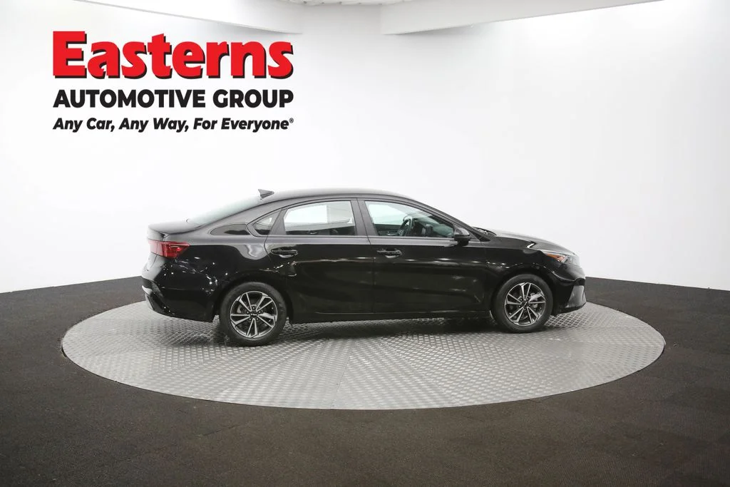 Used 2024 Black Kia LXS image 43