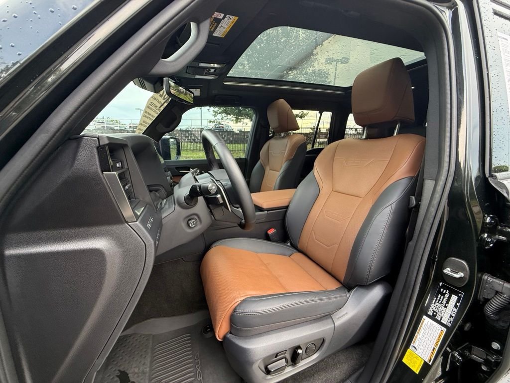 Used 2025 Black Lexus 550 Luxury+ image 19