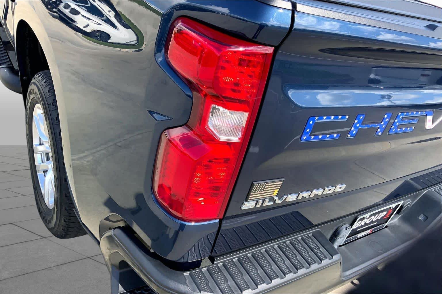 Used 2022 Northsky Blue Metallic Chevrolet LT image 47