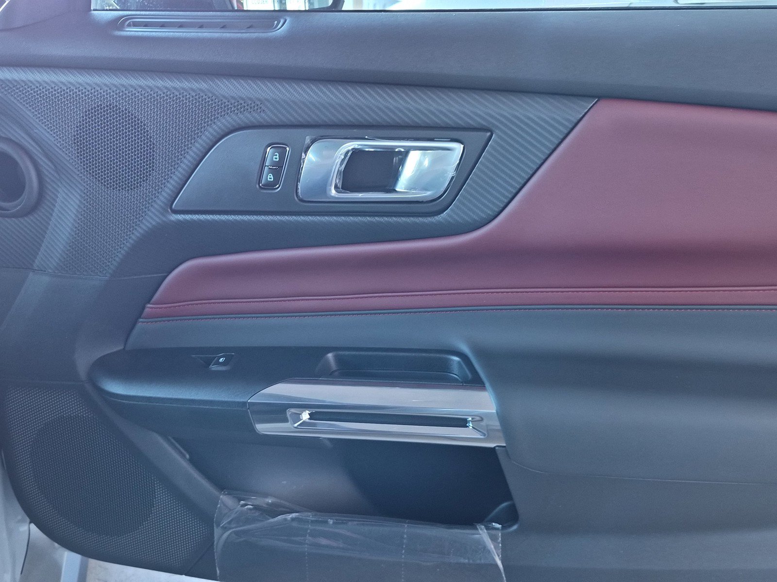 New 2026 Avalanche Gray Ford GT Premium Convertible image 11