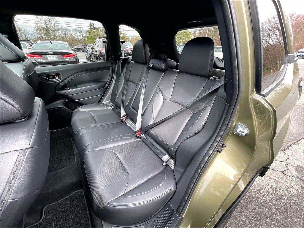 2025 Subaru Forester Limited - Photo 25