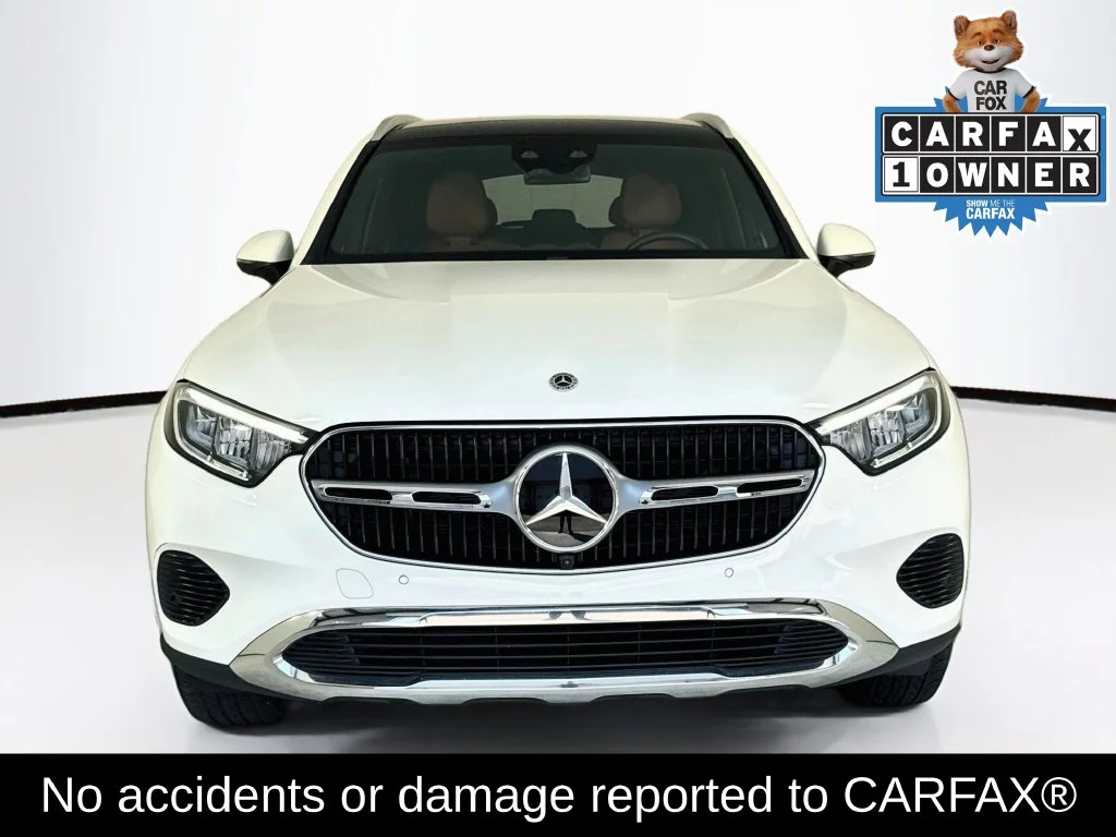 Used 2024 Polar White Mercedes-Benz GLC 300 image 2