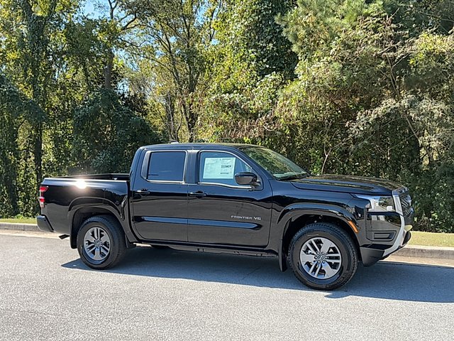 2027 Nissan Frontier SV