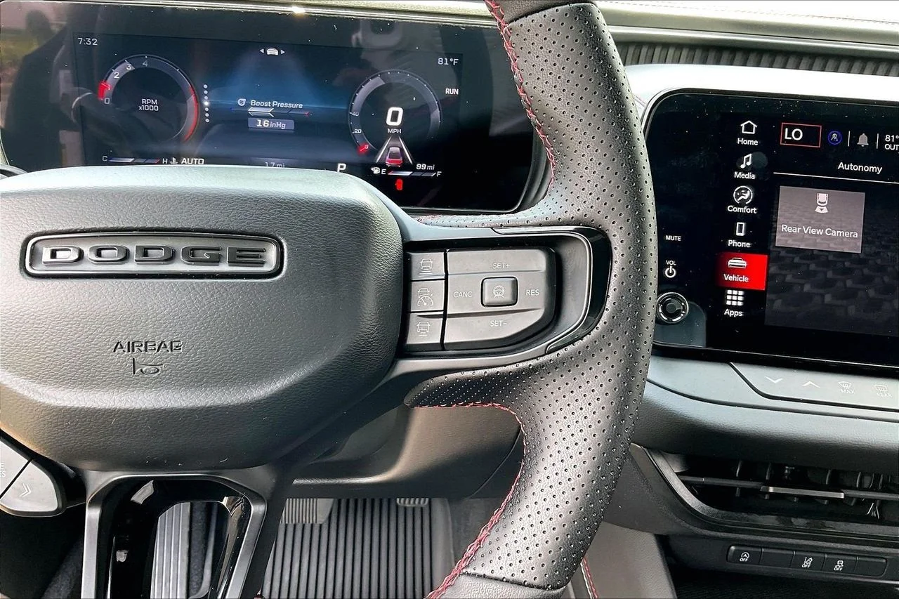 New 2026 Diamond Black Crystal Pearlcoat Dodge R/T image 26