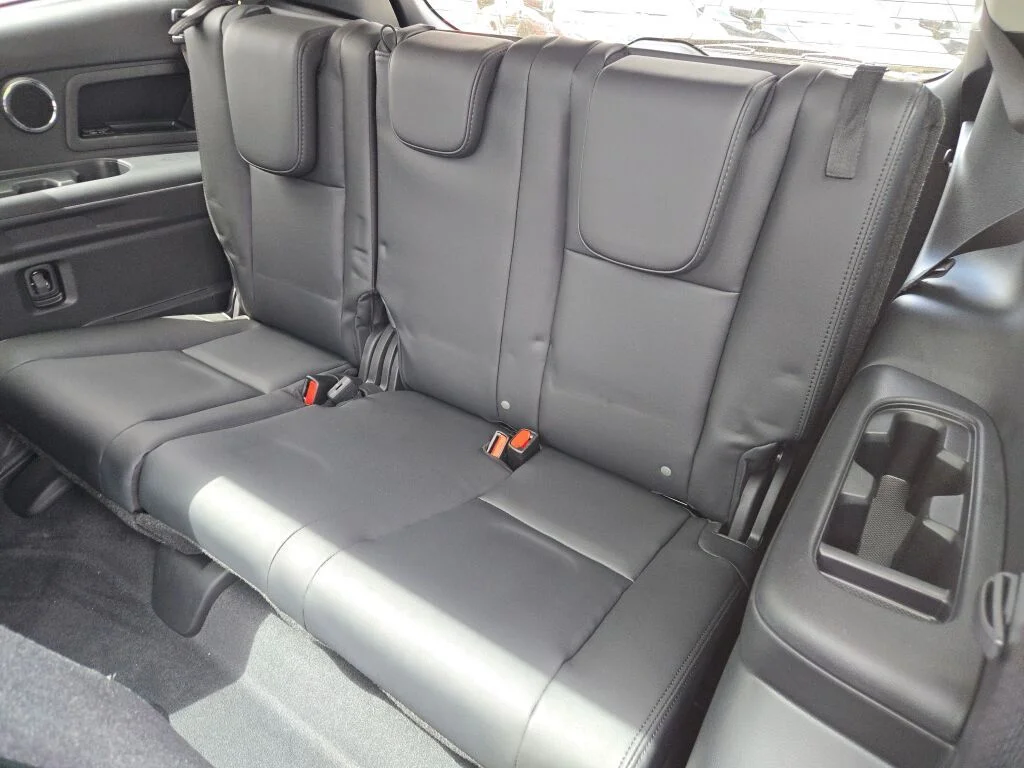 New 2026 AUTUMN GREEN METALLIC Subaru Onyx Edition Touring 7-Passenger image 18