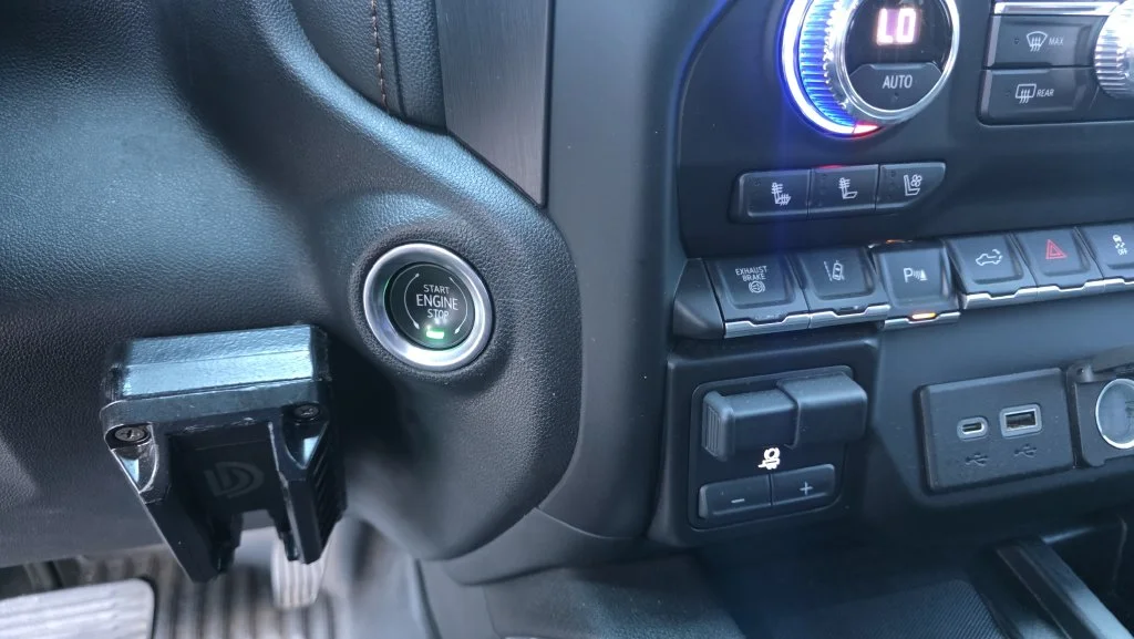 Used 2022 Black GMC AT4 image 22