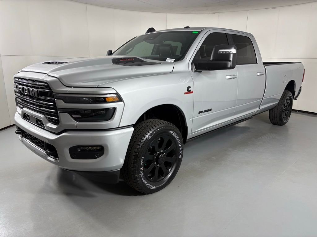 New 2026 Silver-Zynith Exterior Paint RAM Laramie image 4