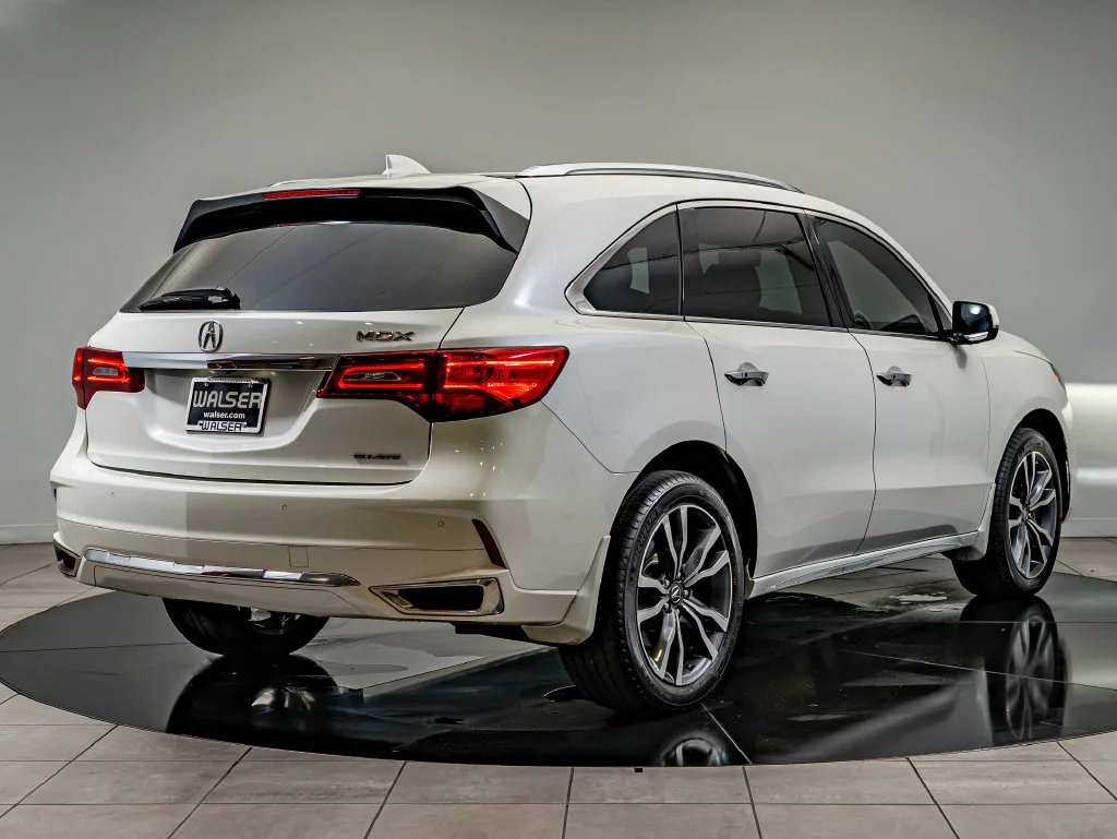 Used 2019 White Diamond Pearl Acura 3.5L Advance Package image 5