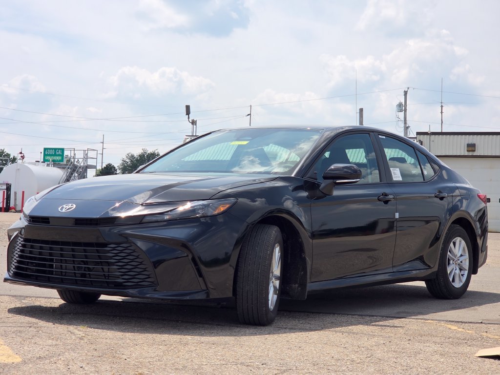 New 2026 Midnight Black Metallic Toyota LE image 18