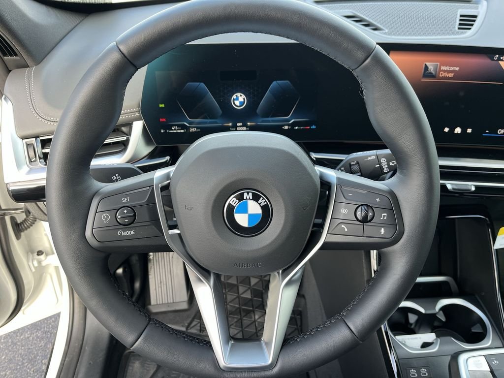 Used 2026 Alpine White BMW xDrive28i image 14