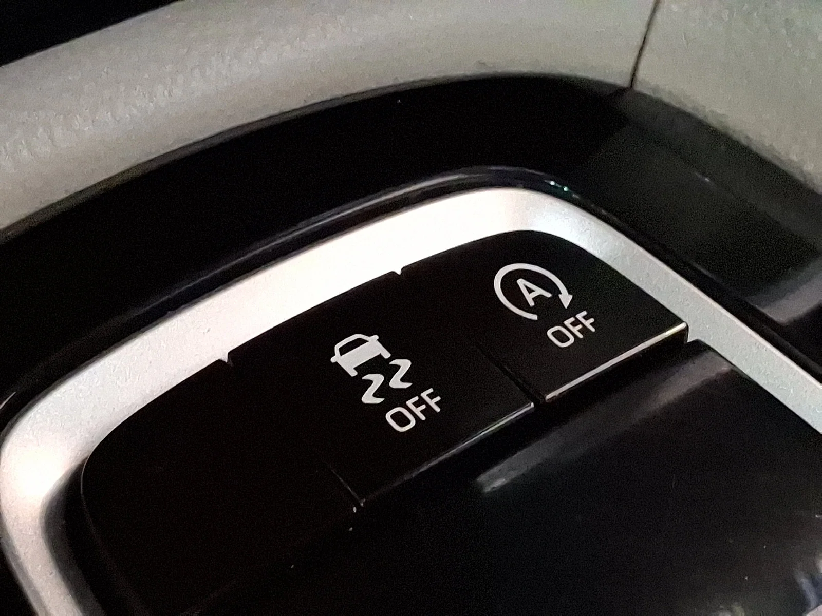 Used 2022 Celestite - 1K3 Toyota L image 27