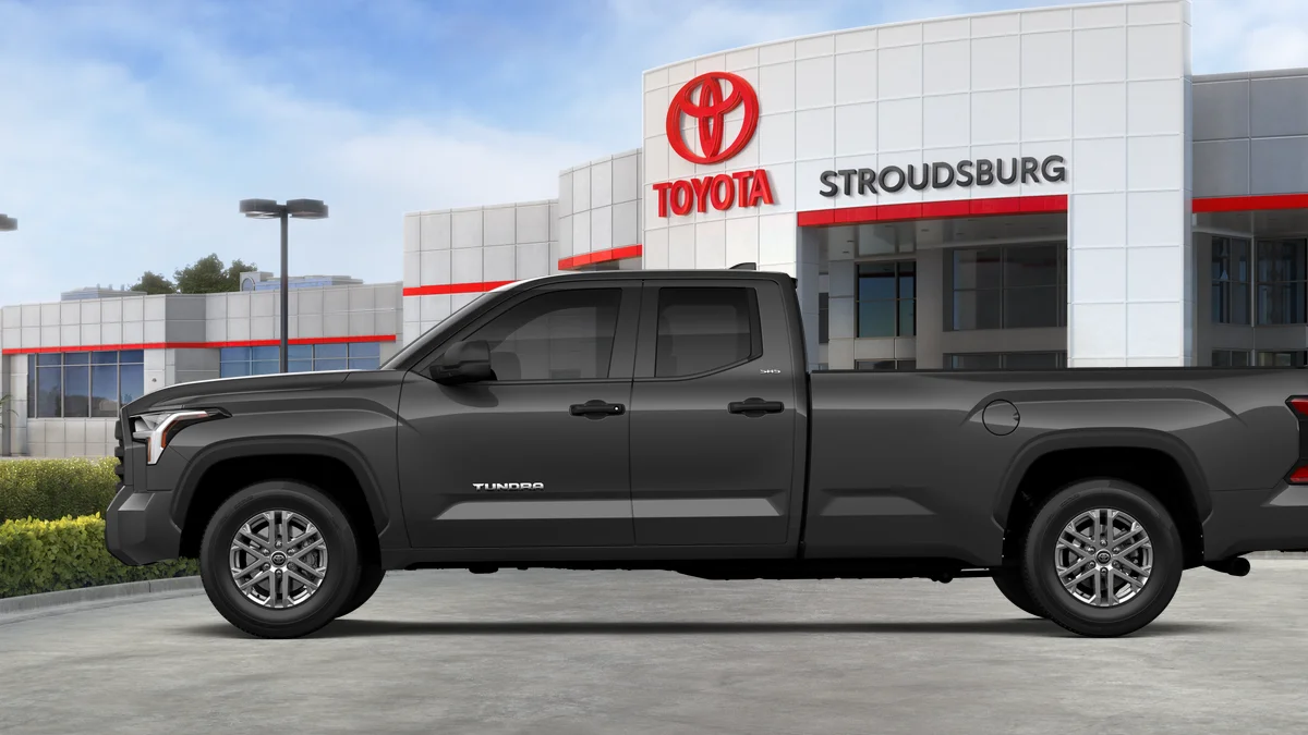 New 2026 Magnetic Gray Meta Toyota SR5 image 32