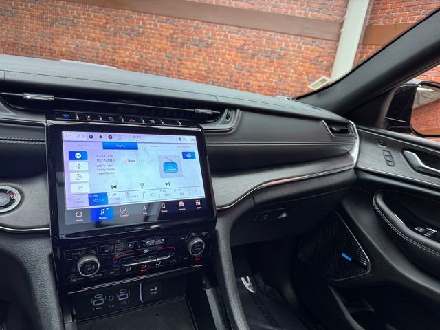 2024 Jeep Grand Cherokee Overland 4xe - Photo 17