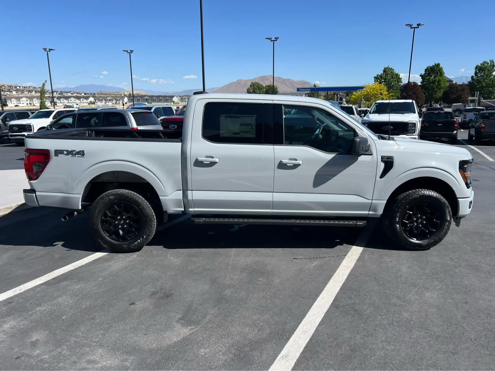 New 2026 Avalanche Ford XLT image 6