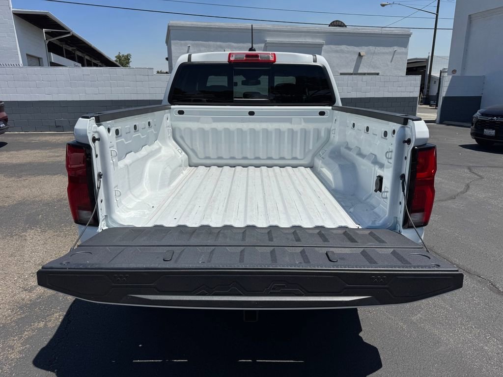 New 2025 Summit White Chevrolet WT/LT image 12