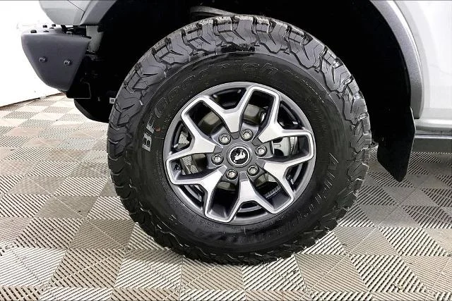 Certified Used 2024 Cactus Ford Badlands image 33