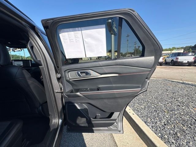 Used 2025 Gray Ford ST-Line image 23