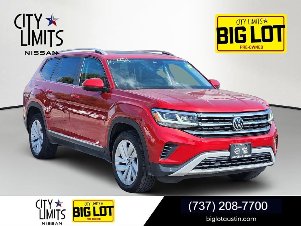 Used 2021 Blue Volkswagen SEL image 1