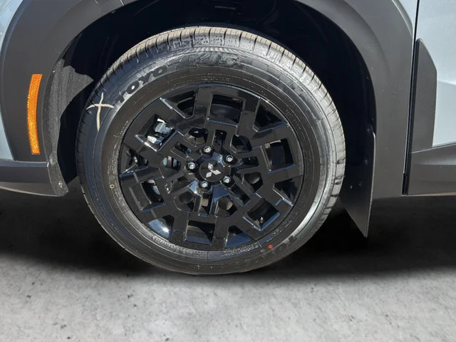 Used 2025 Gray Mitsubishi Trail Edition image 28