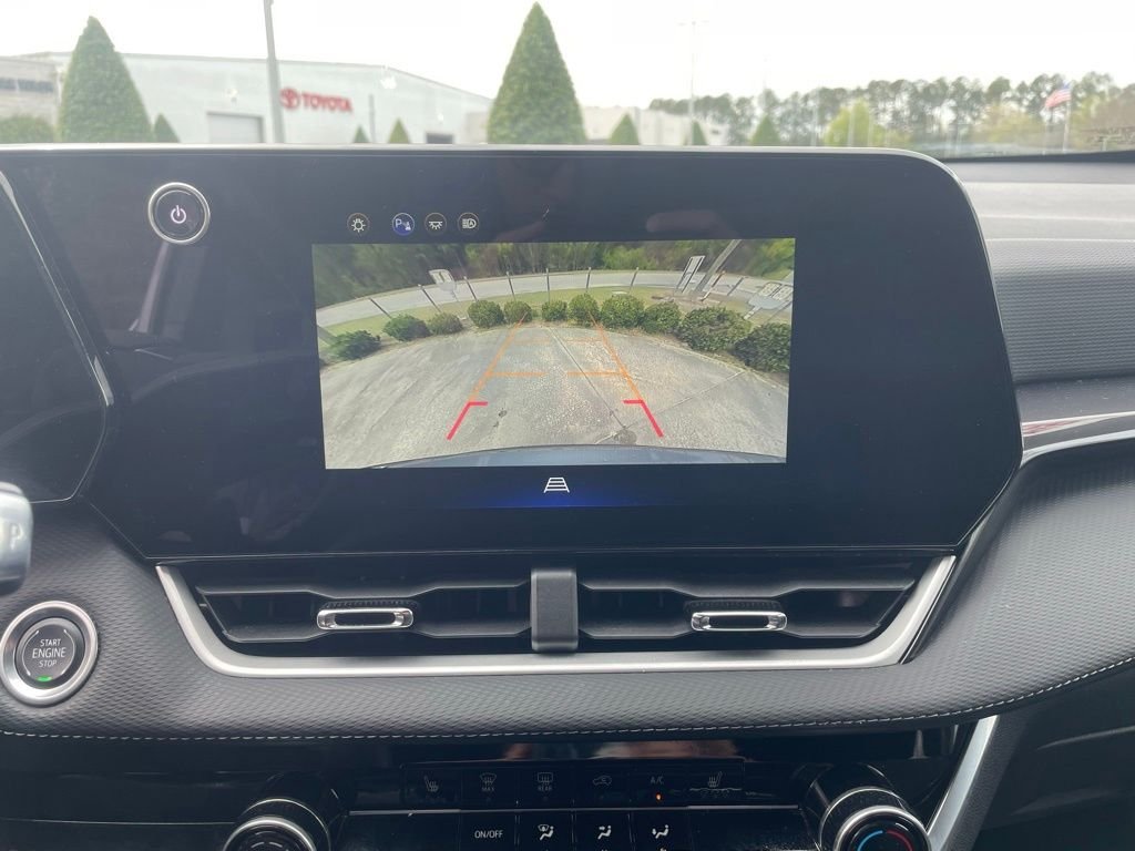 2025 Chevrolet Equinox LT - Photo 26