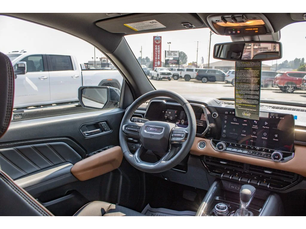 2026 GMC Canyon AT4 - Photo 24