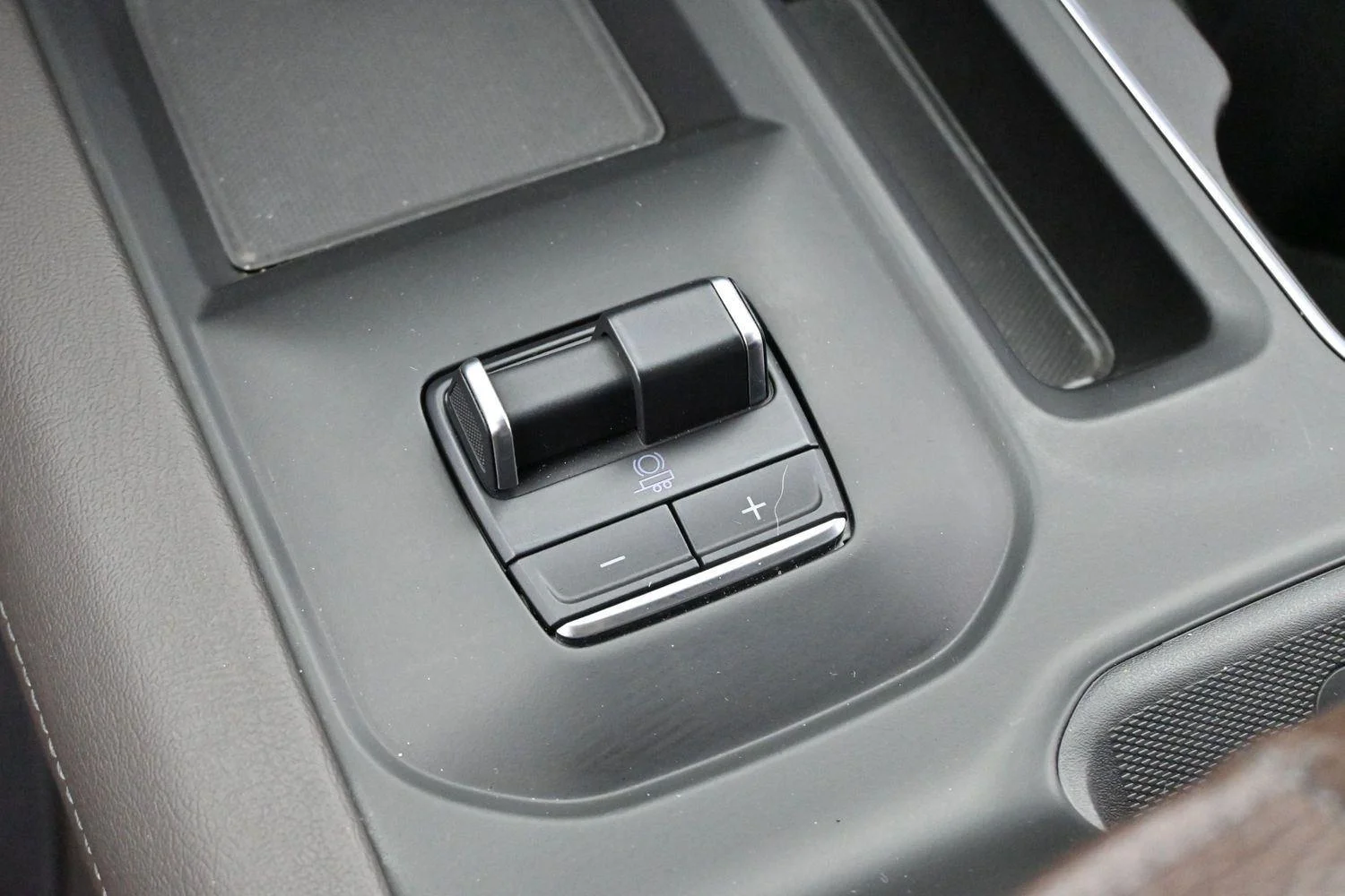Used 2024 Downpour Metallic GMC Denali image 20