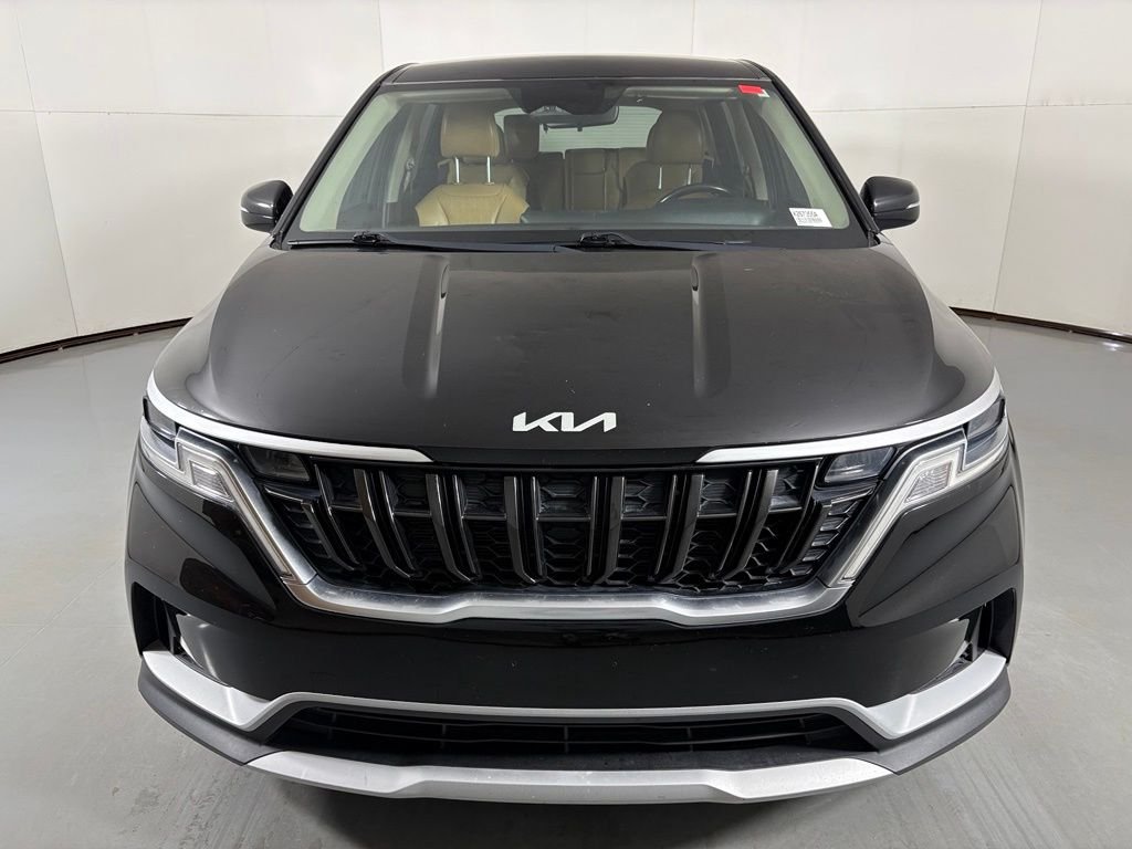 Used 2022 Black Kia LXS image 3