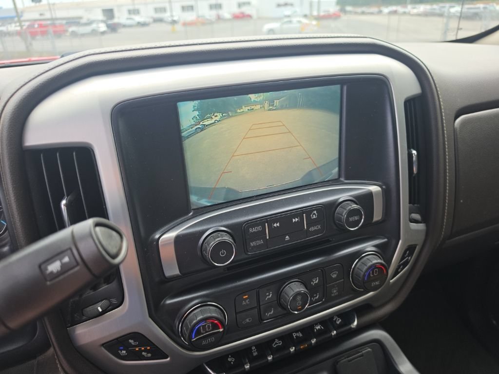 Used 2018 CARDINAL RED GMC SLT image 24