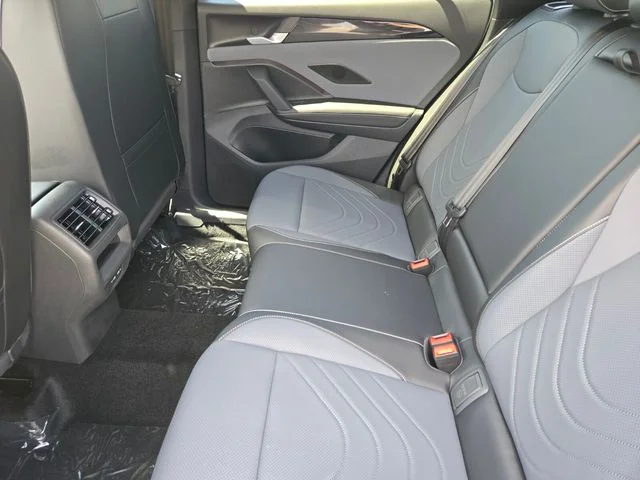 New 2026 White/off-white Volkswagen 2.0T SE R-Line Black image 8