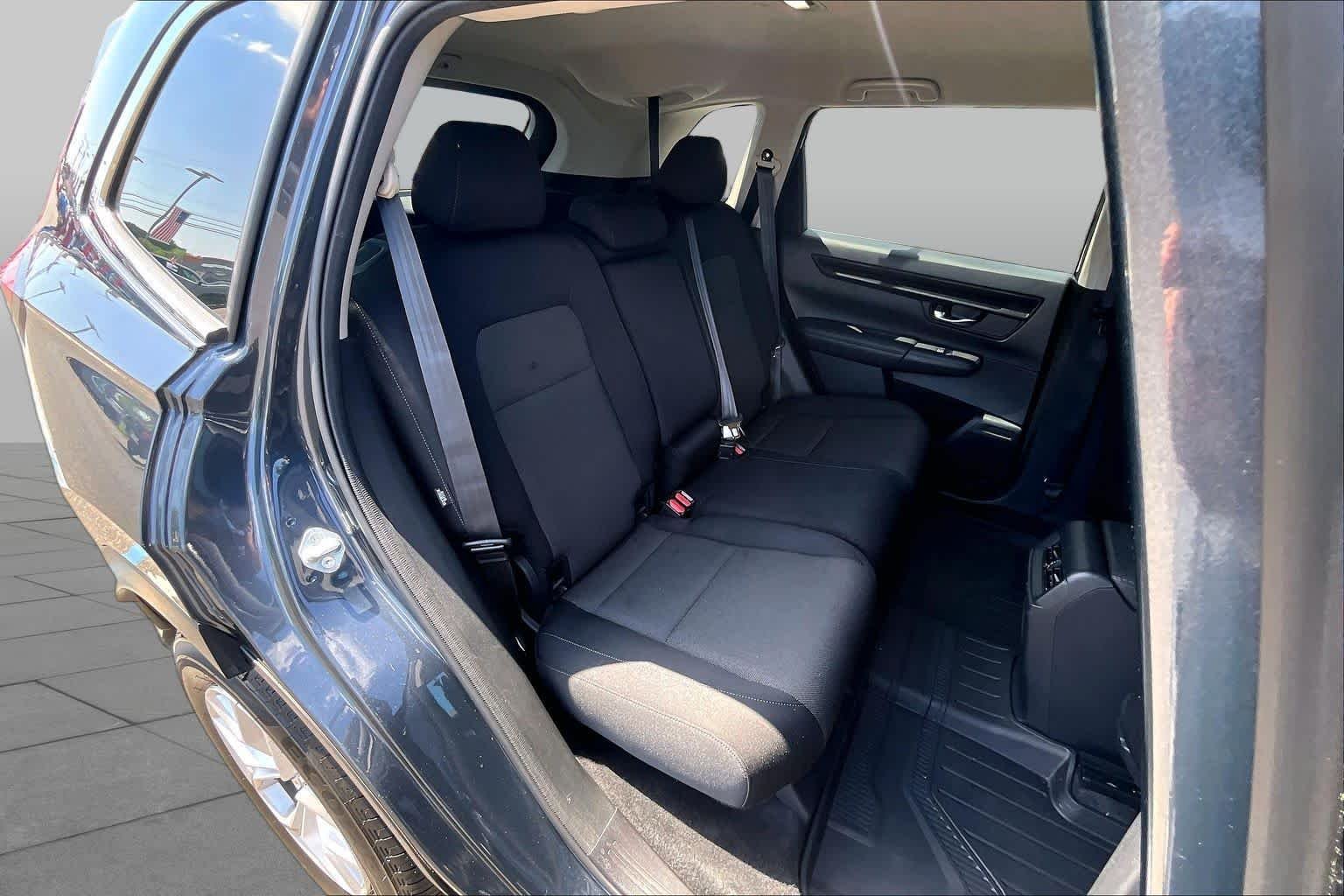 2023 Honda CR-V LX - Photo 19