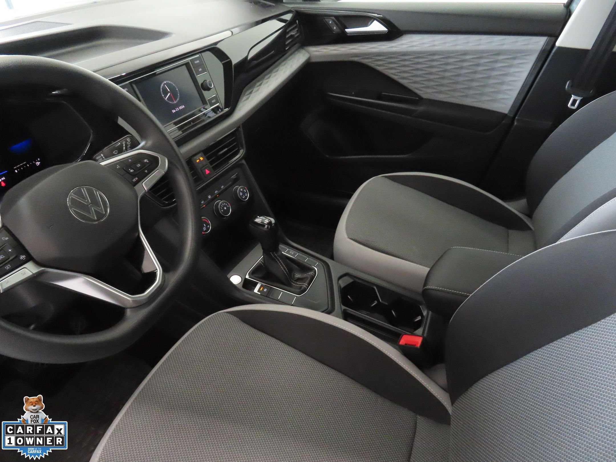 Used 2022 Gray Volkswagen 1.5T S image 21