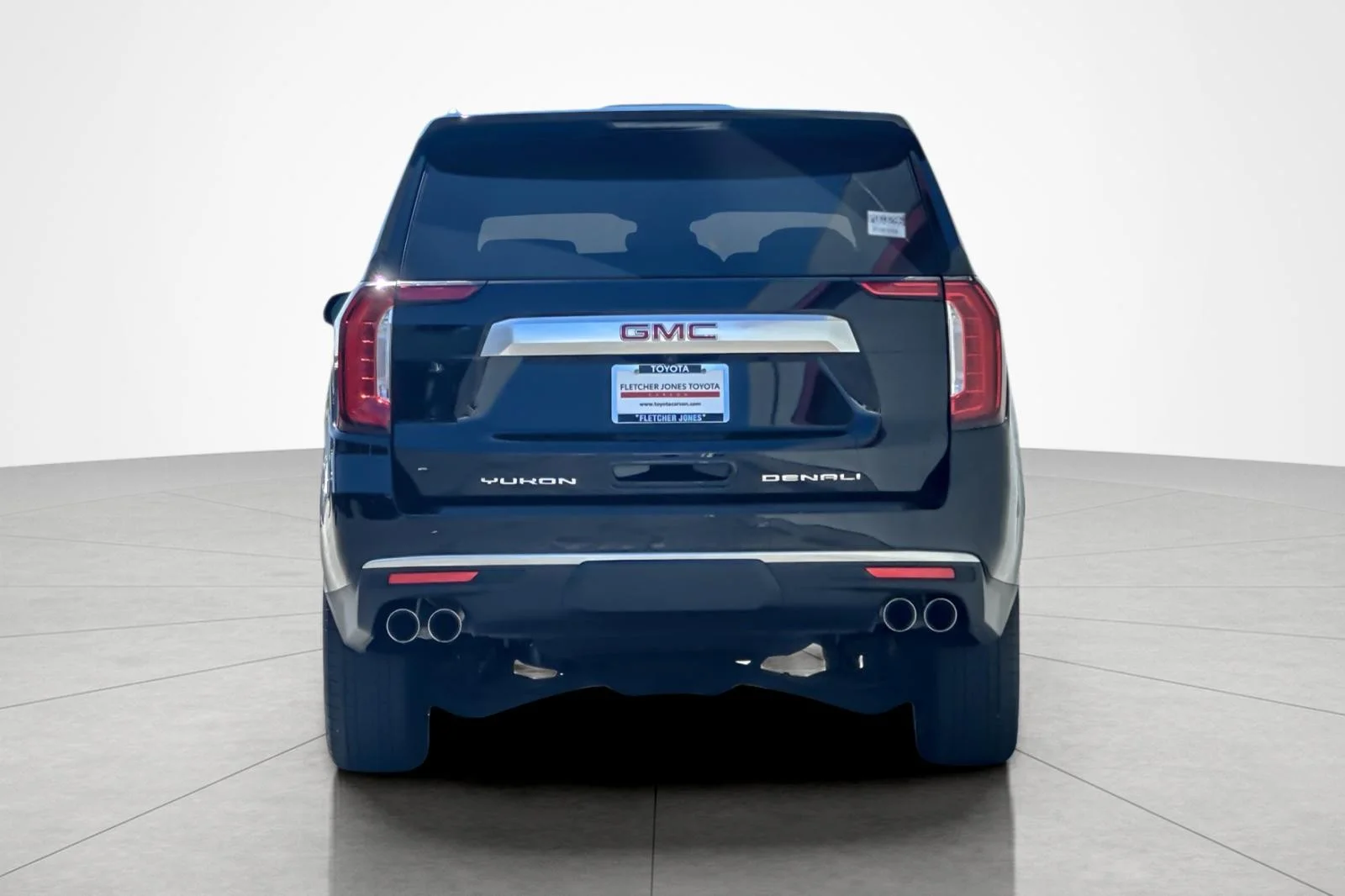 Used 2024 Onyx Black GMC Denali image 4