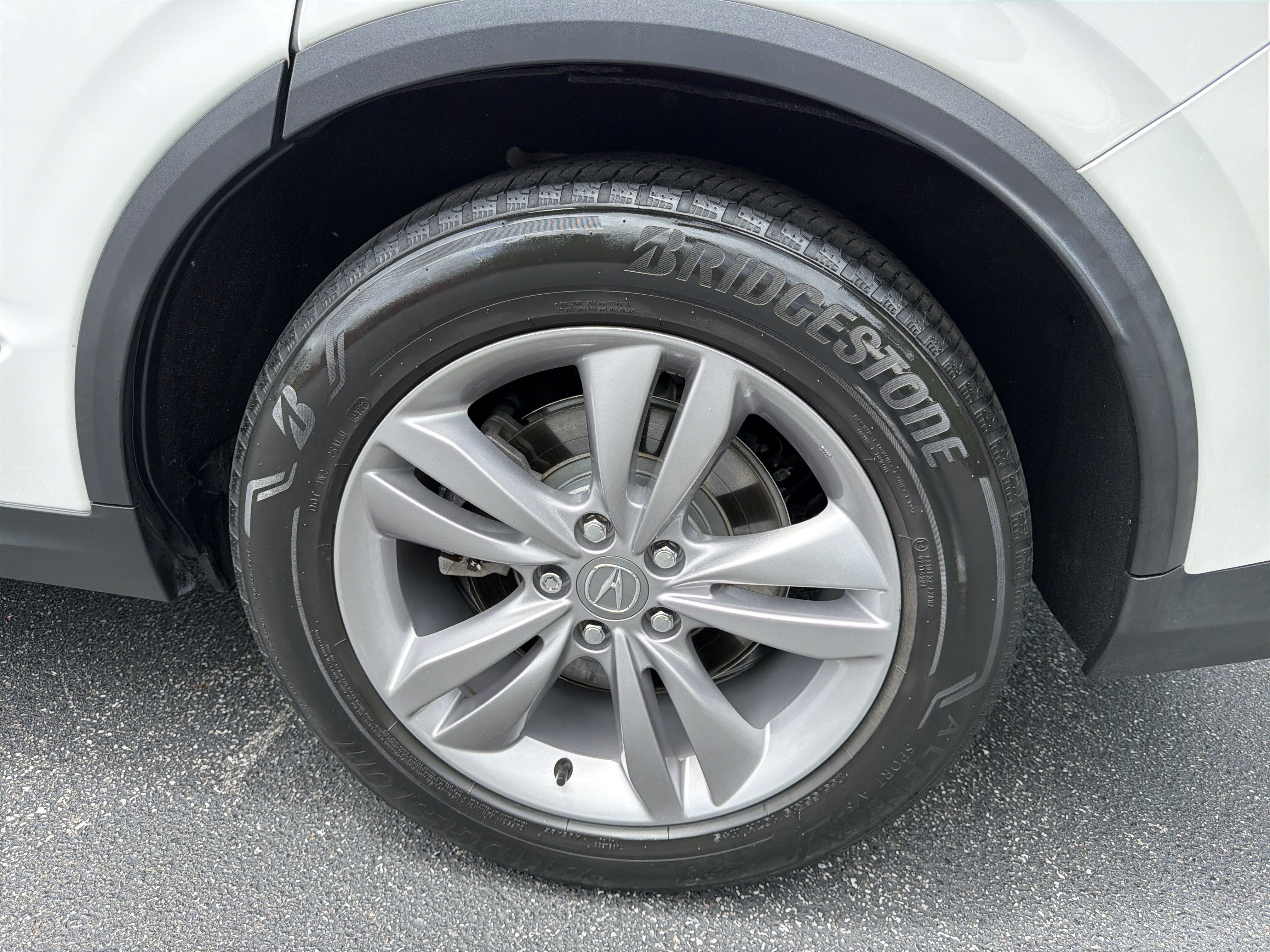 Used 2023  Acura  image 21