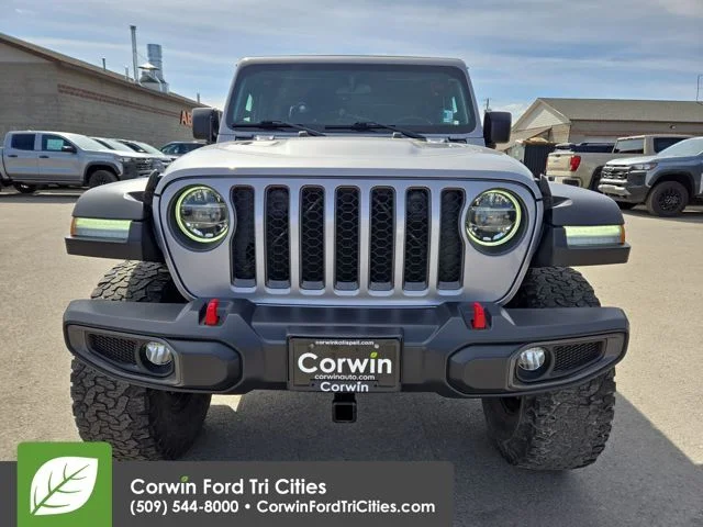 Used 2020 Billet Silver Metallic Clearcoat Jeep Rubicon image 4