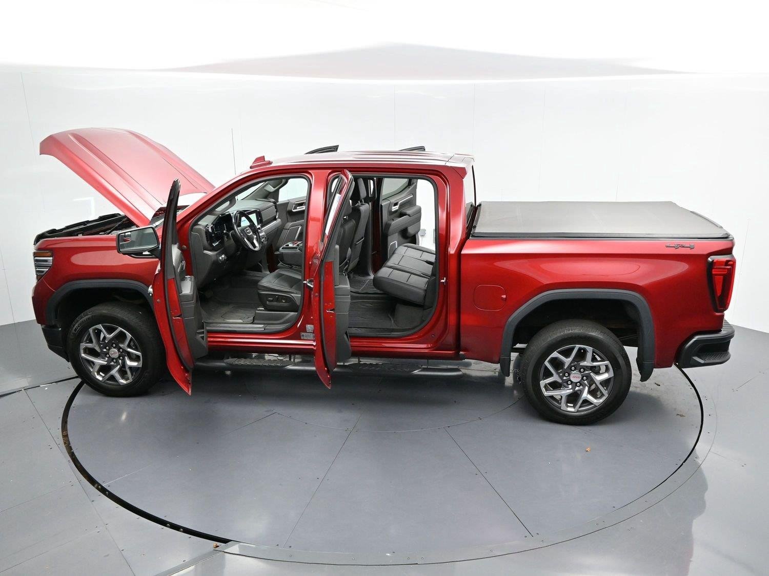 Used 2022 CAYENNE RED TINTCOAT GMC SLT image 42