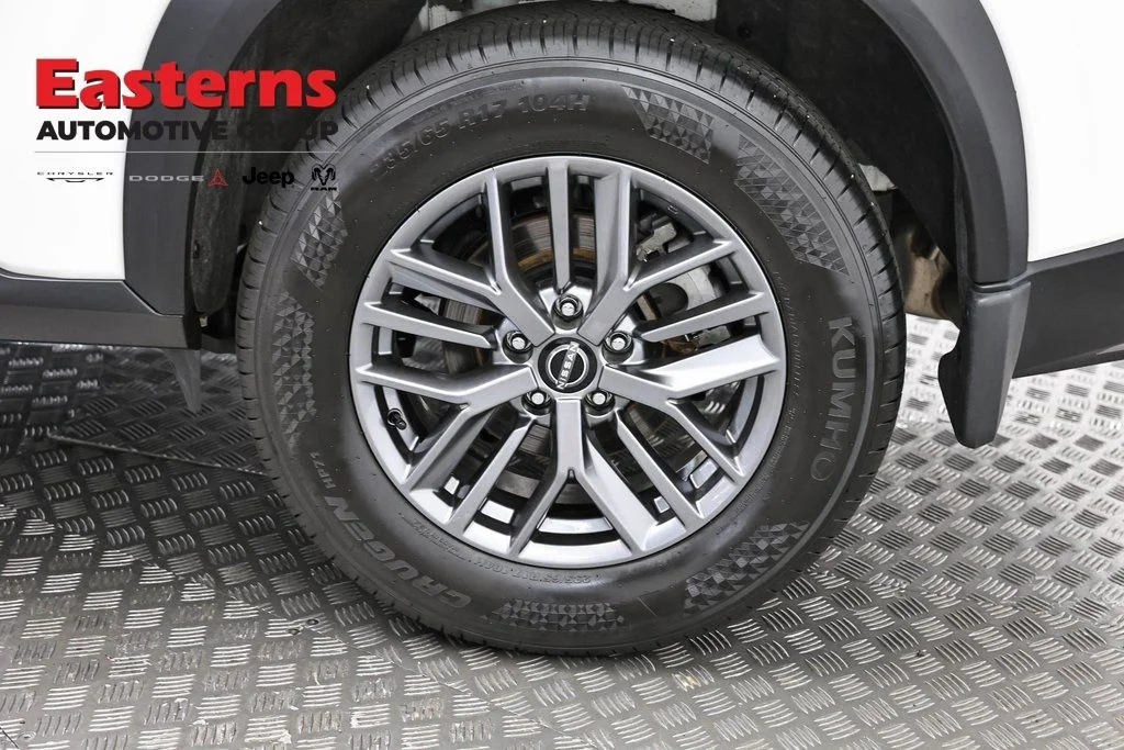 Used 2023 White Nissan S image 34