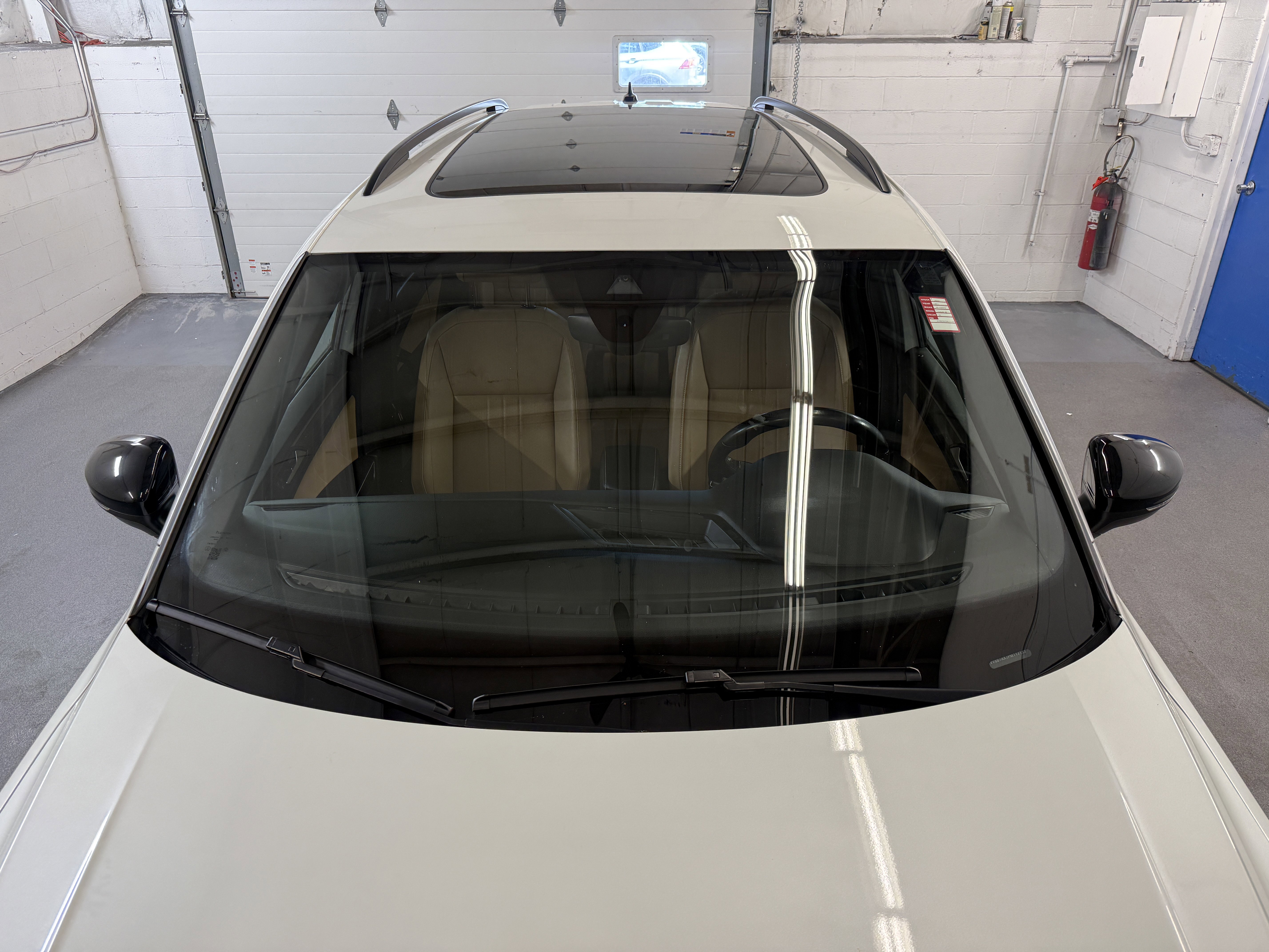 Used 2023 Opal White Pearl Volkswagen SE R-Line Black image 4